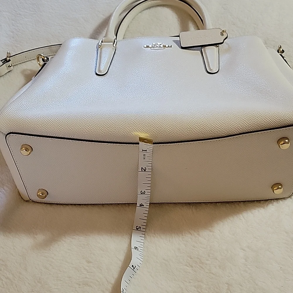 🌸HOST PICK🌸COACH MINI - LILLIE CARYALL BAG - Picture 8 of 16